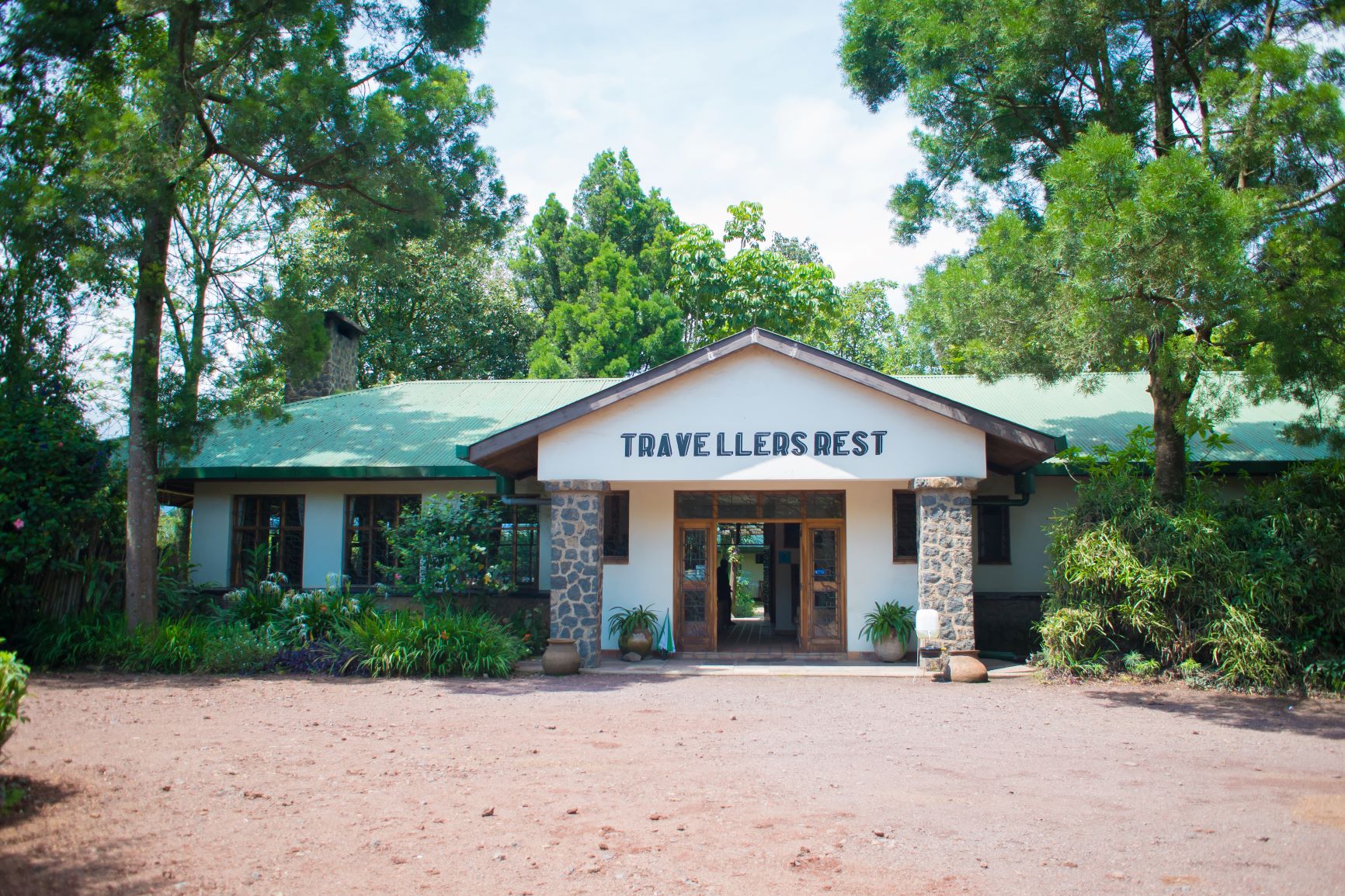 travellers rest hotel kisoro uganda